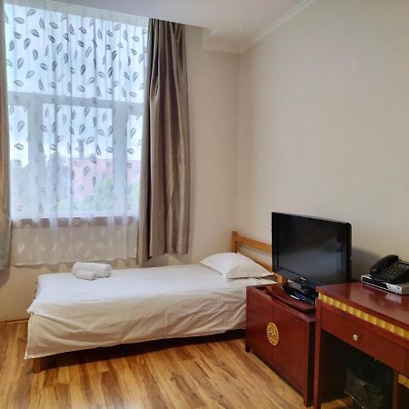 Milky Way Hotel Budapeszt Zewnętrze zdjęcie