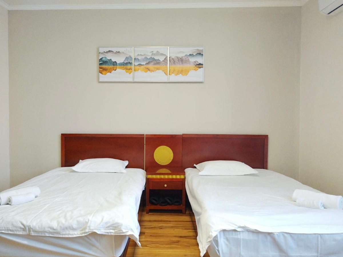 Milky Way Hotel Budapeszt Zewnętrze zdjęcie